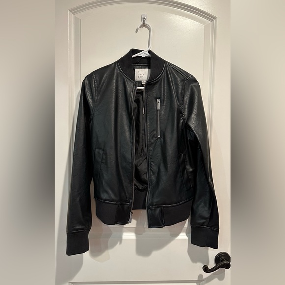 Black Leather Extra Small Jacket - Picture 1 of 2